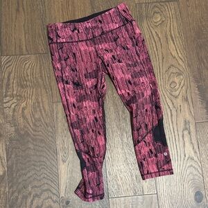 lululemon athletica Pink & Black Patterned Cropped Leggings